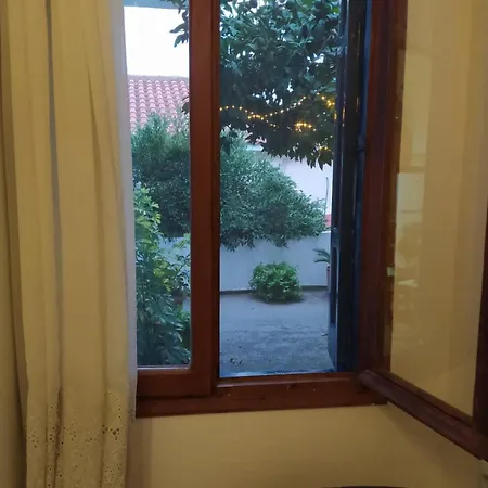 Kipos Skopelos Town