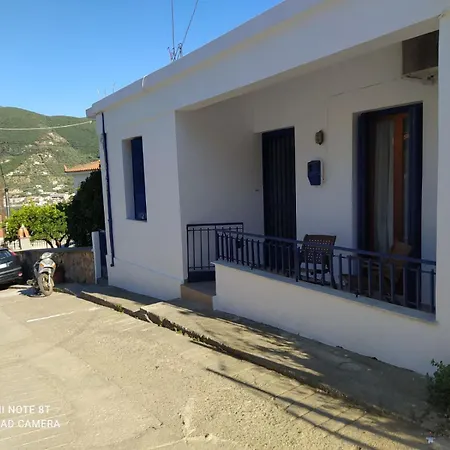 Kipos * Skopelos Town